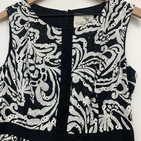 Anthropologie Tabitha Sheath Dress Floral Size 8 Black White Eyelet Cotton - Picture 11 of 13
